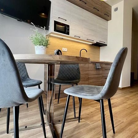 Rising Sun 3 By Housine,Pl Appartement Zator Buitenkant foto